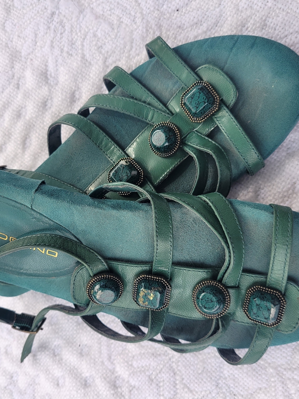 BANDOLINO Teal Green strappy Sandals with Decorative Gem Accents 7.5